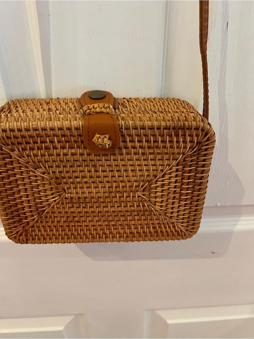 Woven Straw Crossbody Bag in Brown - Women's Shoulder Bag